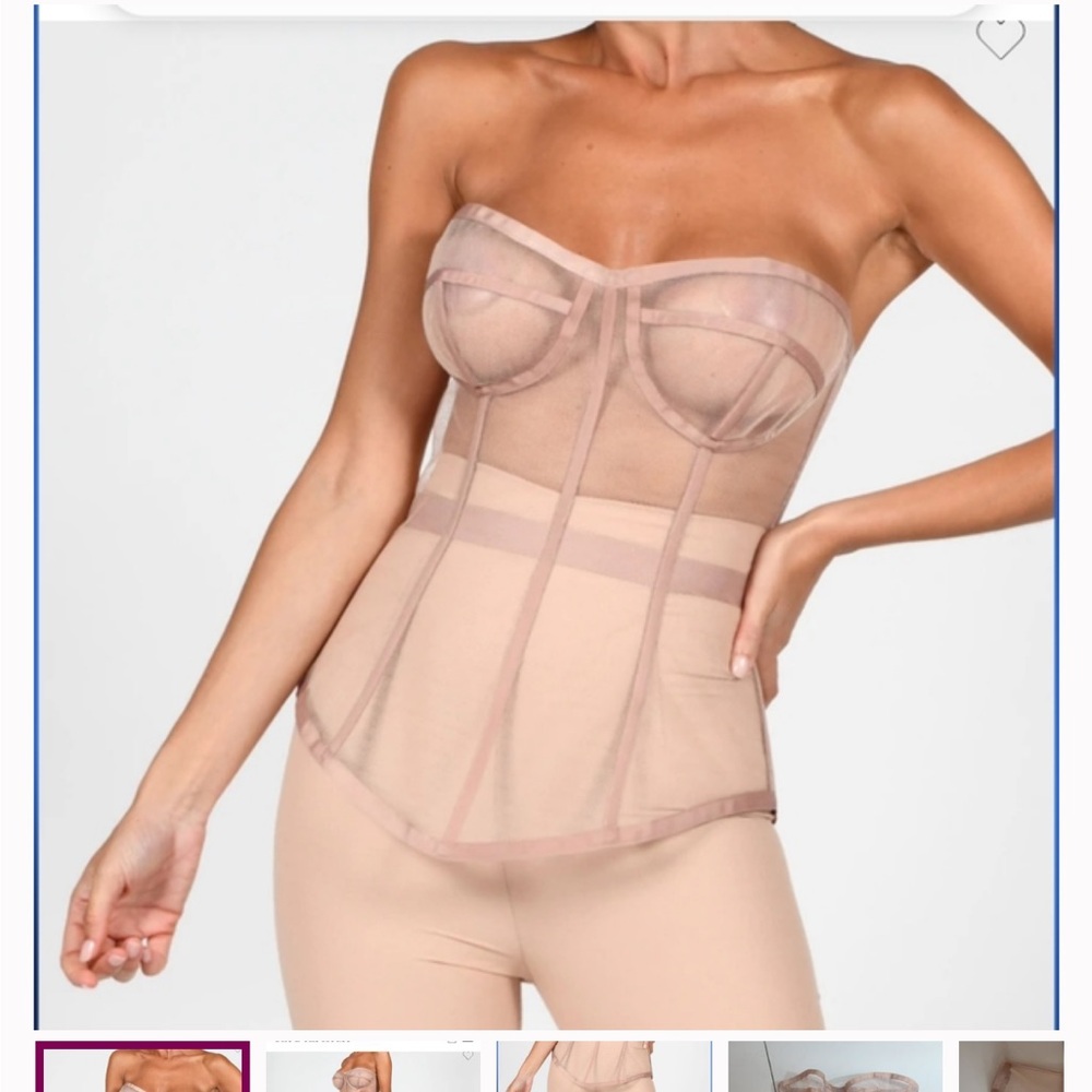 Chic Strapless Bustier in Beige